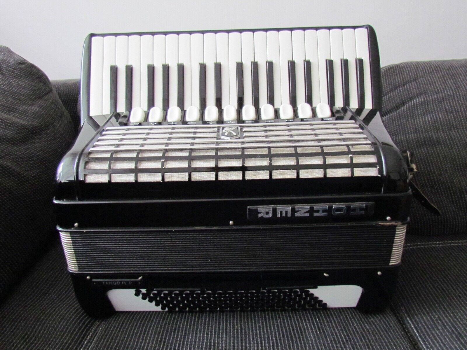 Akkordeon/Hohner Akkordeon Concerto III S mit Koffer