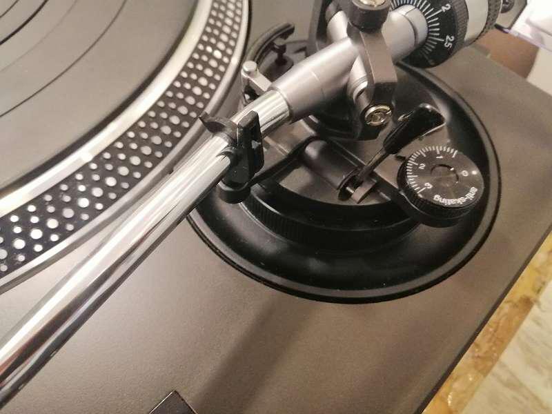 Technics SL 1210 MK2 + Ortofon 2M Blue Tonabnehmer – Bild 7