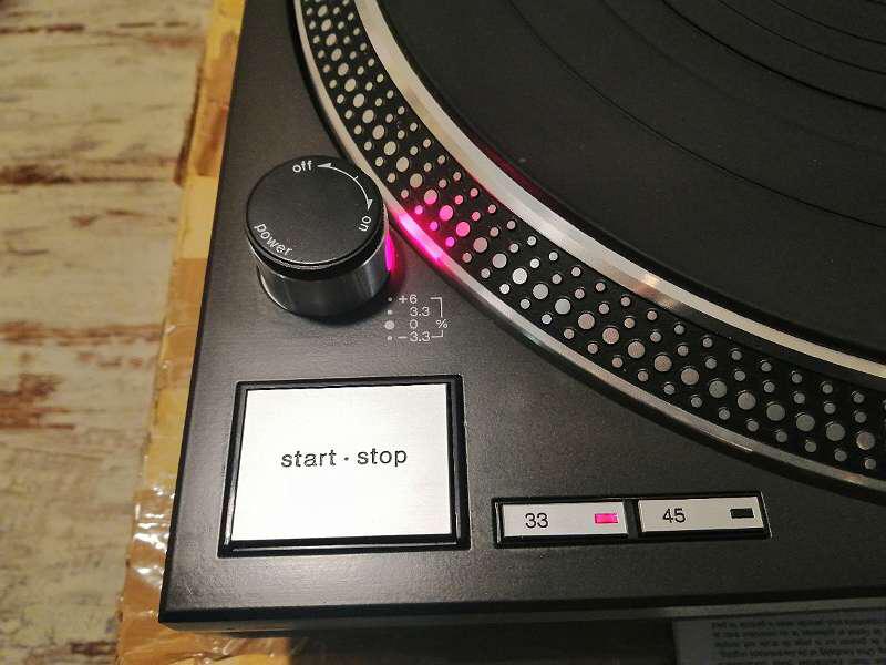 Technics SL 1210 MK2 + Ortofon 2M Blue Tonabnehmer – Bild 8