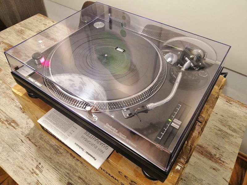 Technics SL 1210 MK2 + Ortofon 2M Blue Tonabnehmer – Bild 11
