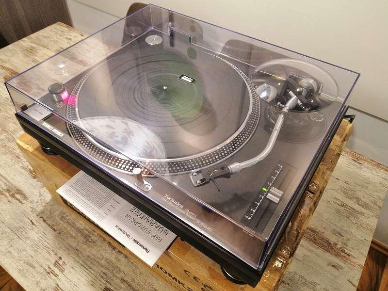 Technics SL 1210 MK2 + Ortofon 2M Blue Tonabnehmer – Bild 9