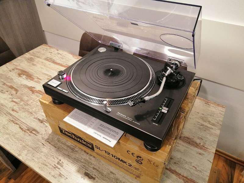 Technics SL 1210 MK2 + Ortofon 2M Blue Tonabnehmer – Bild 12